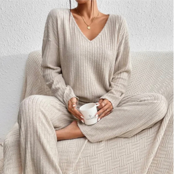 Frida | Ribbed Knit V-Neck Sweater and Pants Set