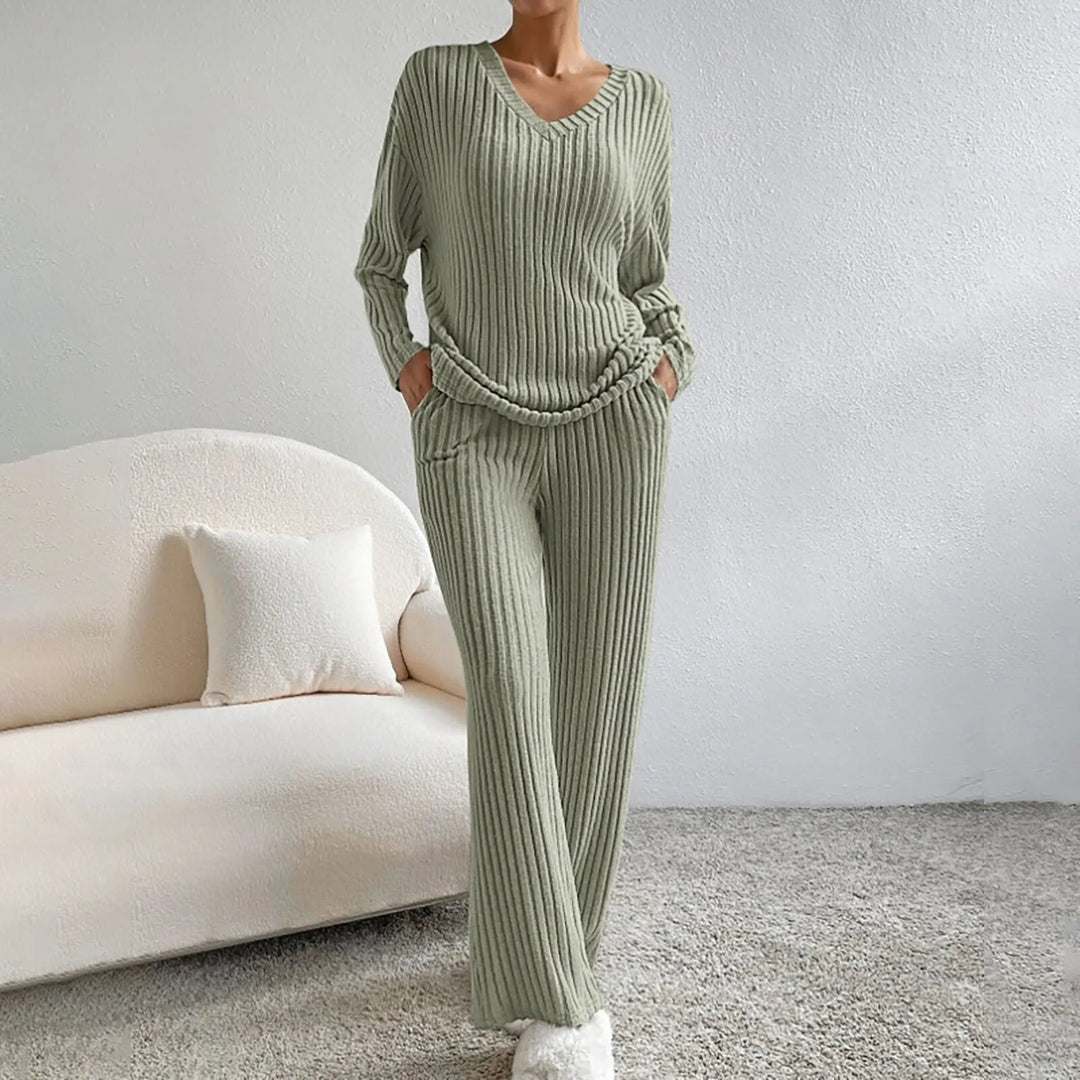 Frida | Ribbed Knit V-Neck Sweater and Pants Set