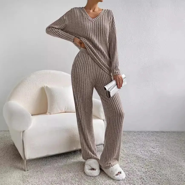Frida | Ribbed Knit V-Neck Sweater and Pants Set