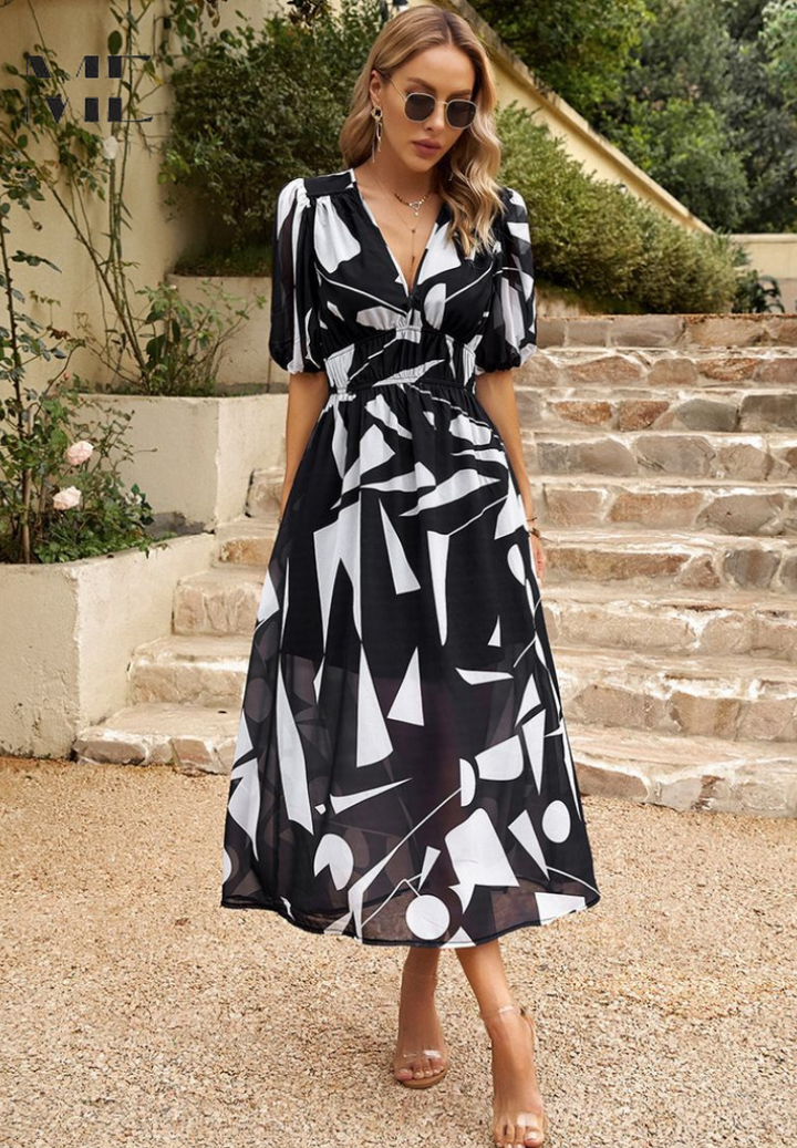 Wendy | Romantic Floral Print Relaxed Dress