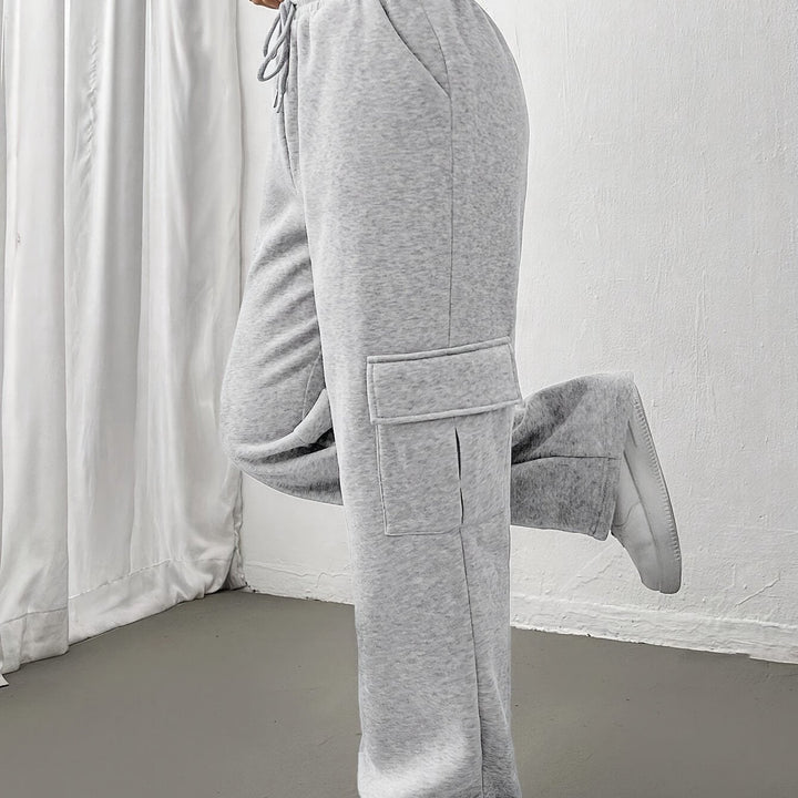 Fallon | Relaxed Straight-Leg Cargo Sweatpants