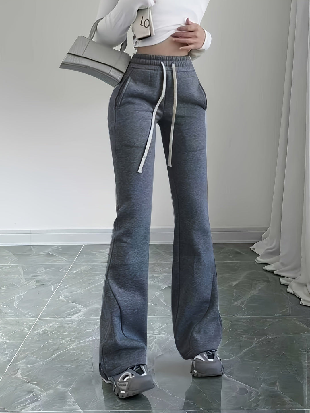 Charlie | High-Waisted Flared Drawstring Sweatpants