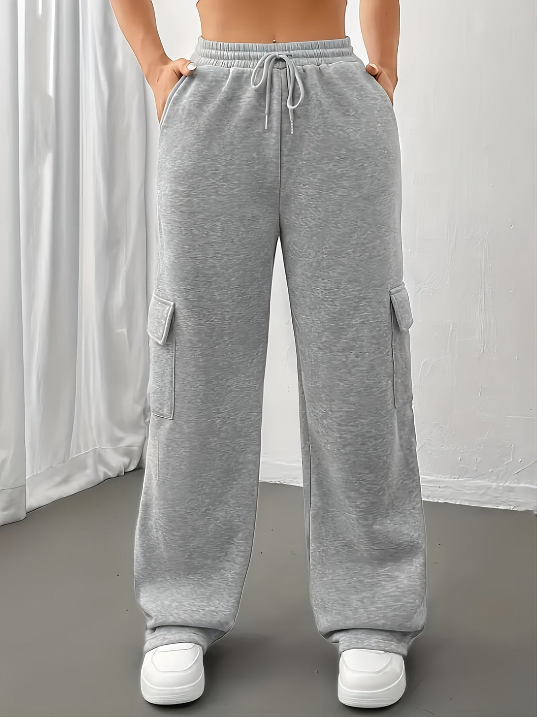 Birdie | Light Gray Wide-Leg Cargo Sweatpants with Drawstring